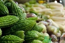 哺乳期可以吃苦瓜吗?,哺乳期不能吃苦瓜吗