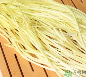 韭黄可以放冰箱吗?,韭菜黄可以放冰箱里吗