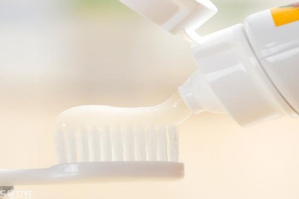 儿童牙膏好的牌子有什么呢(什么品牌的儿童牙膏好)