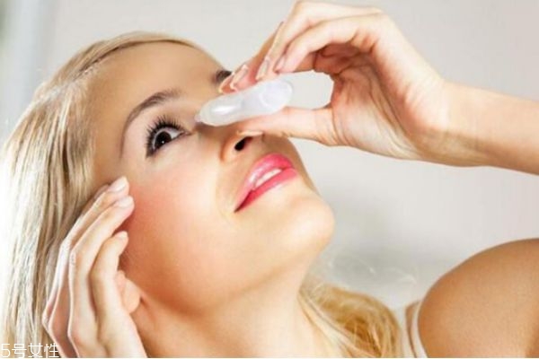 滴眼药水眼睛疼的原因(滴眼药水眼睛痛是什么原因) 滴眼药水眼睛疼的原因(滴眼药水眼睛痛是什么原因)