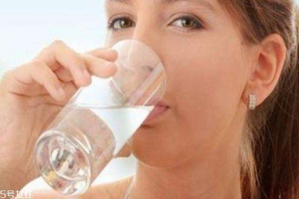 如何预防哮喘呢(怎样预防哮喘)