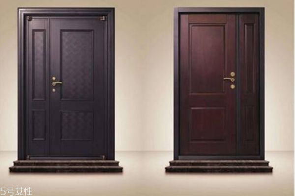 防盗门上小广告清除方法(如何清除防盗门上的小广告)