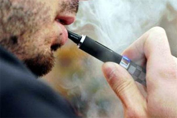 怎么避免电子烟爆炸(怎么避免电子烟爆炸)