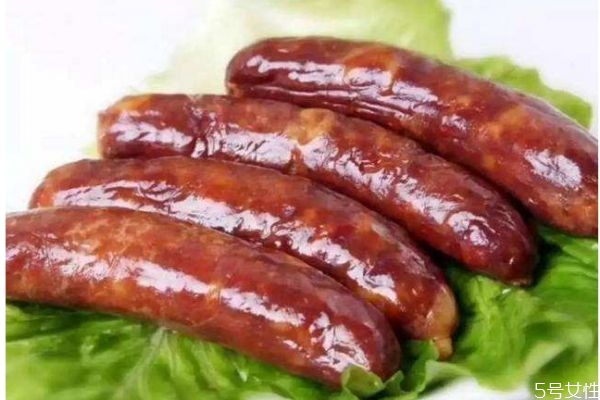 吃腊肠有什么注意的呢(吃腊肠好吗)