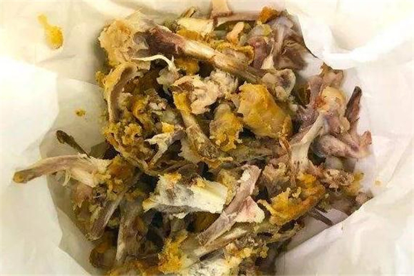 鸡骨头怎么废物利用(鸡骨头是可回收垃圾吗)