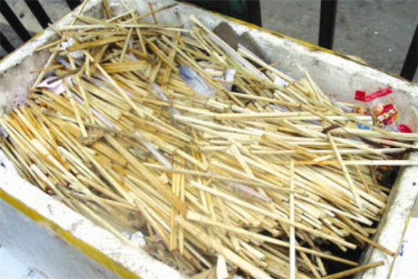 一次性筷子为什么不可回收(一次性筷子为什么不可回收)