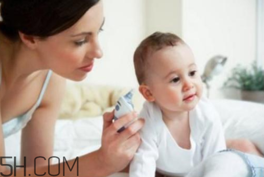 适宜干性皮肤的面膜推荐(适合干性皮肤的面膜)