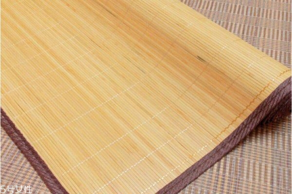 选购凉席要看年龄(什么是凉席)