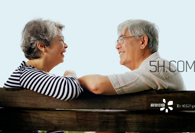 颈椎病是怎么引起的?,颈椎病怎么治疗?