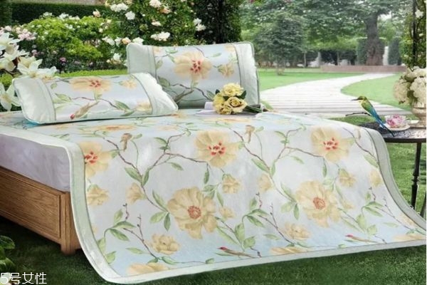 凉席怎么清洗双面(凉席怎么清洗双面)