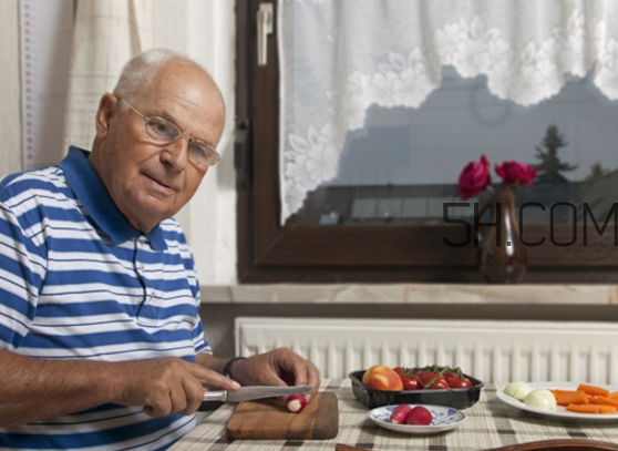 鳄梨油护发方法(鳄梨油怎么使用)