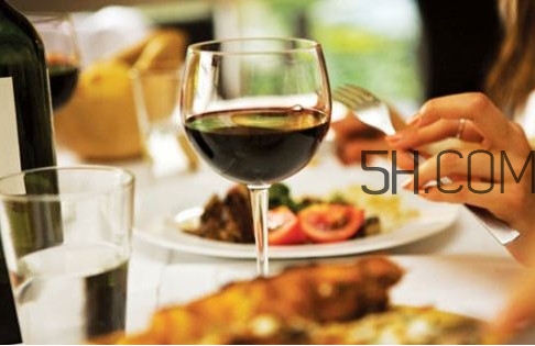 葡萄酒是不是时间越长越好喝,葡萄酒是时间越长越好吗