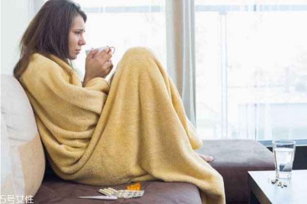 感冒流鼻涕怎么办最简单方法不吃药,感冒流鼻涕没药怎么办 感冒流鼻涕怎么办最简单方法不吃药,感冒流鼻涕没药怎么办