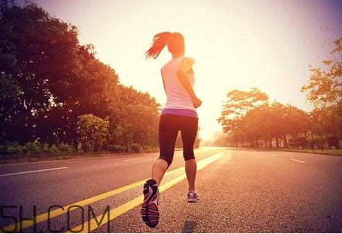 小腿抽筋可以跑步吗,腿抽筋能跑步吗