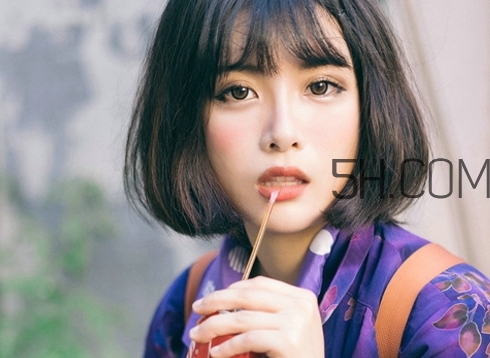 白带透明拉丝是什么原因,白带呈拉丝透明状是怎么回事