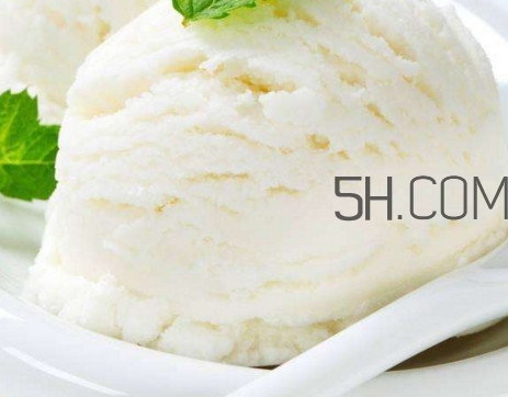 做蛋糕的奶油怎么打发,蛋清没打发能做蛋糕吗