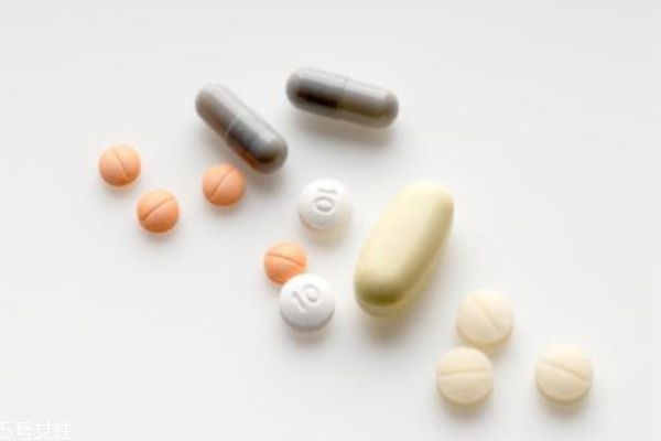 女性吃紧急避孕药须知(女生吃紧急避孕药) 女性吃紧急避孕药须知(女生吃紧急避孕药)