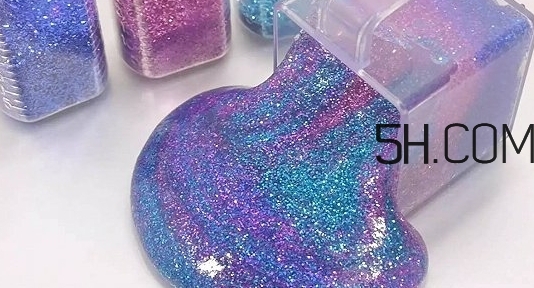 阿玛尼黑钥匙眼霜怎么样(阿玛尼黑钥匙眼霜多少钱一瓶)