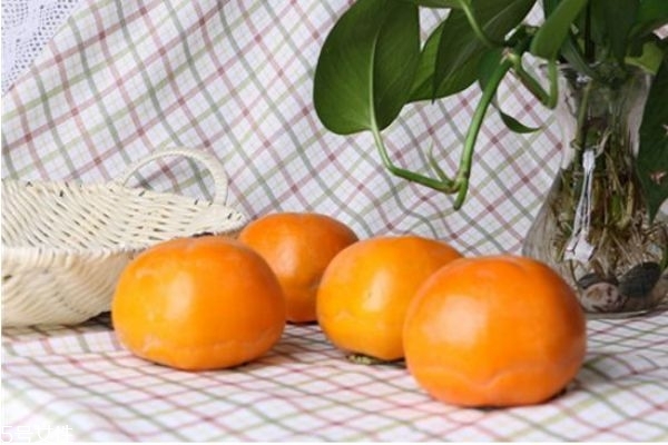 买回来的柿子没有熟怎么办(没有熟的柿子怎么处理)