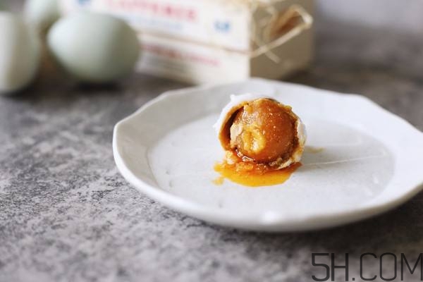 乳腺结节形成的原因(乳腺结节形成的原因)