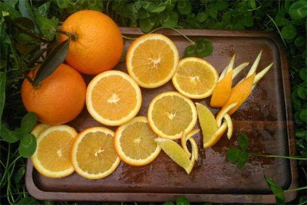 脐橙放了很长时间还能吃吗(脐橙放久了还可以吃吗)