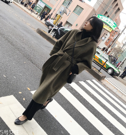 毛衣起球了怎么处理,衣服上起球了怎么办如何去掉呢