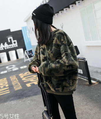 迷彩配什么颜色卫衣,美式复古卫衣