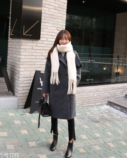 围巾怎么挑选,围巾怎么挑选颜色