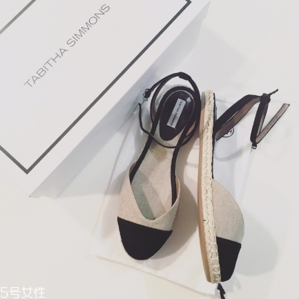 tabitha simmons品牌,simmons床垫怎么样