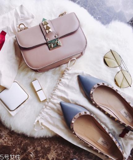 华伦天奴的鞋子舒服吗,华伦天奴的鞋子