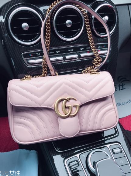 gucci适合多大年龄的女人,gucci包包好吗