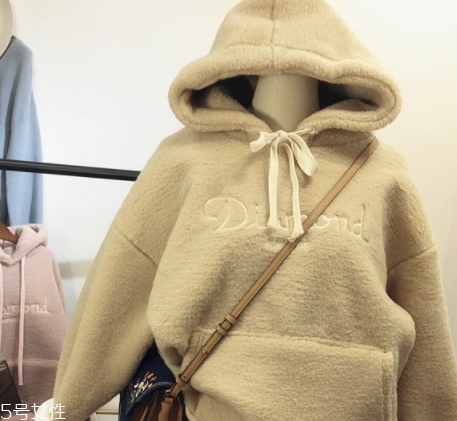 不倒绒和婴儿绒哪个好,不倒绒和复合绒哪种好