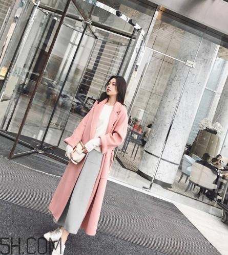 粉色上衣适合什么人穿,粉色衣服适合什么人穿 粉色上衣适合什么人穿,粉色衣服适合什么人穿