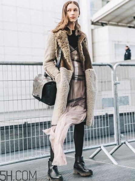 皮毛一体面料介绍,皮毛一体面料知识 皮毛一体面料介绍,皮毛一体面料知识