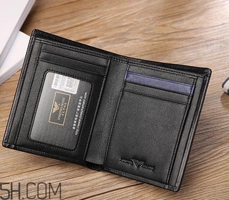 卓梵阿玛尼什么档次,卓梵阿玛尼什么档次皮带