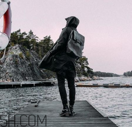 rains背包怎么样