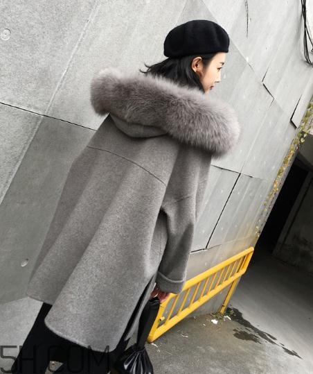 羊绒大衣和驼绒大衣哪个更暖和,羊驼毛大衣和羽绒服哪个保暖