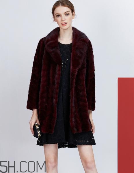 水貂绒是皮草的一种吗,水貂皮草面料的优缺点 水貂绒是皮草的一种吗,水貂皮草面料的优缺点