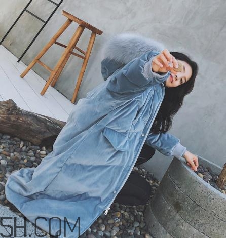 羽绒服软的好还是硬的好,羽绒服软和硬哪个好 羽绒服软的好还是硬的好,羽绒服软和硬哪个好