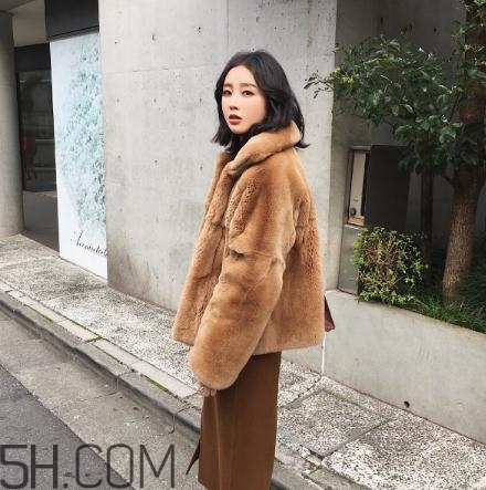 兔毛皮草掉毛怎么处理才会不掉,兔毛皮草掉毛怎么处理