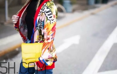 2018流行微信头像带字