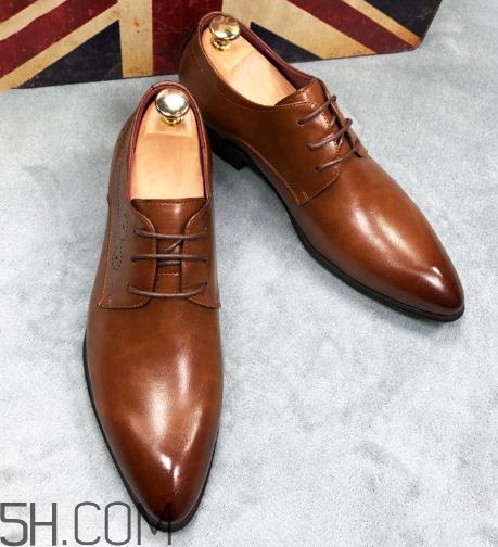 棕色皮鞋变黑怎么恢复,棕色皮鞋变黑能恢复吗 棕色皮鞋变黑怎么恢复,棕色皮鞋变黑能恢复吗