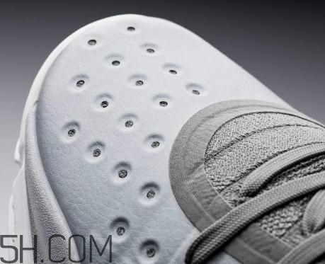 安德玛鞋子系列介绍,安德玛运动品牌介绍 安德玛鞋子系列介绍,安德玛运动品牌介绍