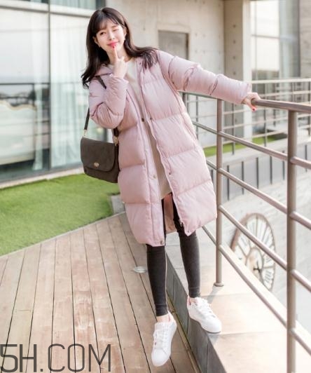 黄皮适合粉色衣服吗,粉色棉衣适合黑黄皮肤吗