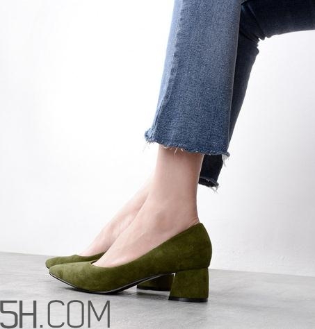 绒面鞋子发白怎么办,黑色的鞋,绒面鞋子发白怎么办 绒面鞋子发白怎么办,黑色的鞋,绒面鞋子发白怎么办