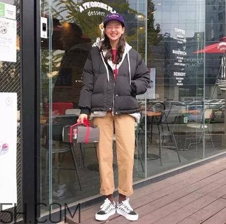 羽绒服怎么选购,选购羽绒服的几个方法