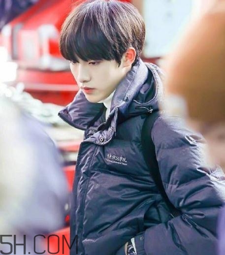 中戏羽绒服怎么买,中戏羽绒服多少钱