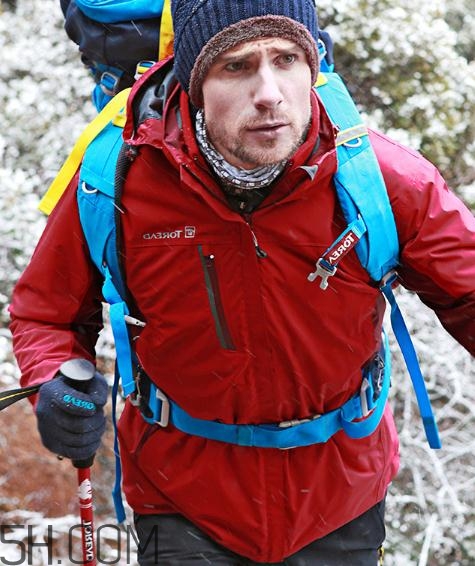 冲锋衣适合平时穿吗,冲锋衣平时穿好看吗 冲锋衣适合平时穿吗,冲锋衣平时穿好看吗