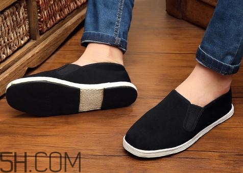 白色帆布鞋怎么刷干净,布鞋怎么刷干净