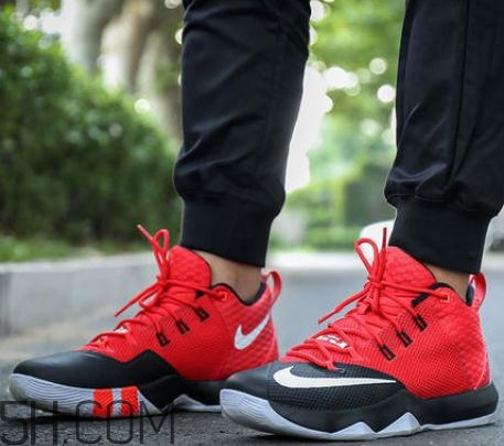 好看好穿的篮球鞋,好看又实用的篮球鞋